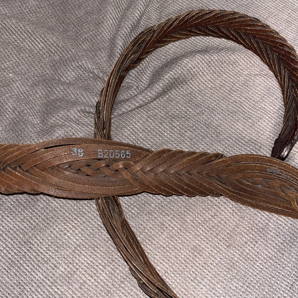 Brighton • large buckle woven leather belt. One Size
